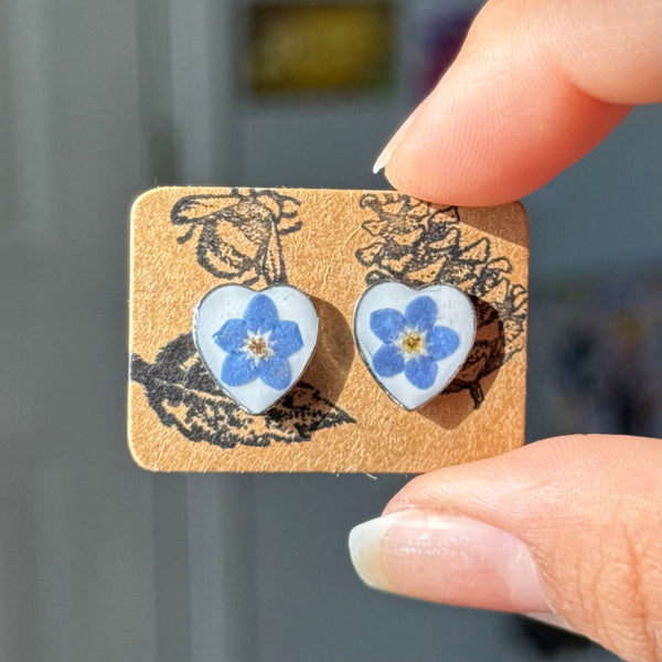 Dried Flower Studs