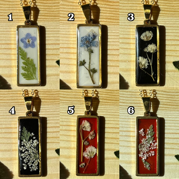 Gold Pendant Necklaces